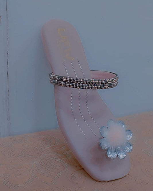 Crystal Bloom Toe-Ring slippers
